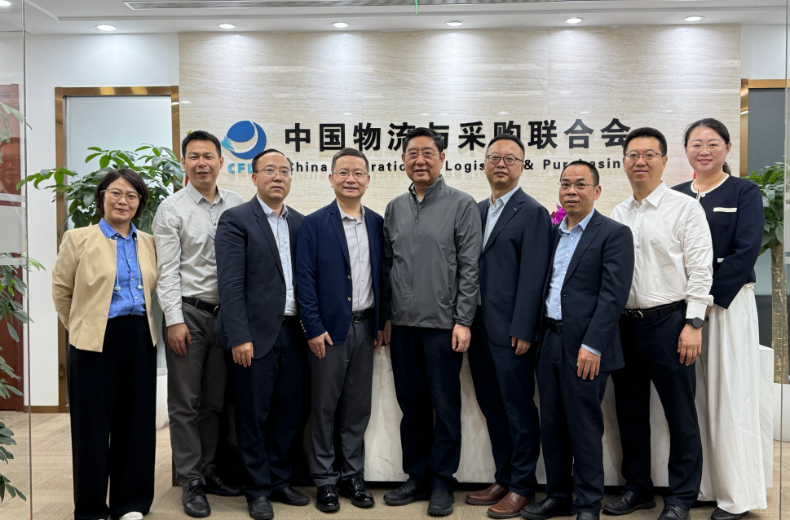 蔡进在京会见华为交通智慧化军团副总裁徐旭晶一行